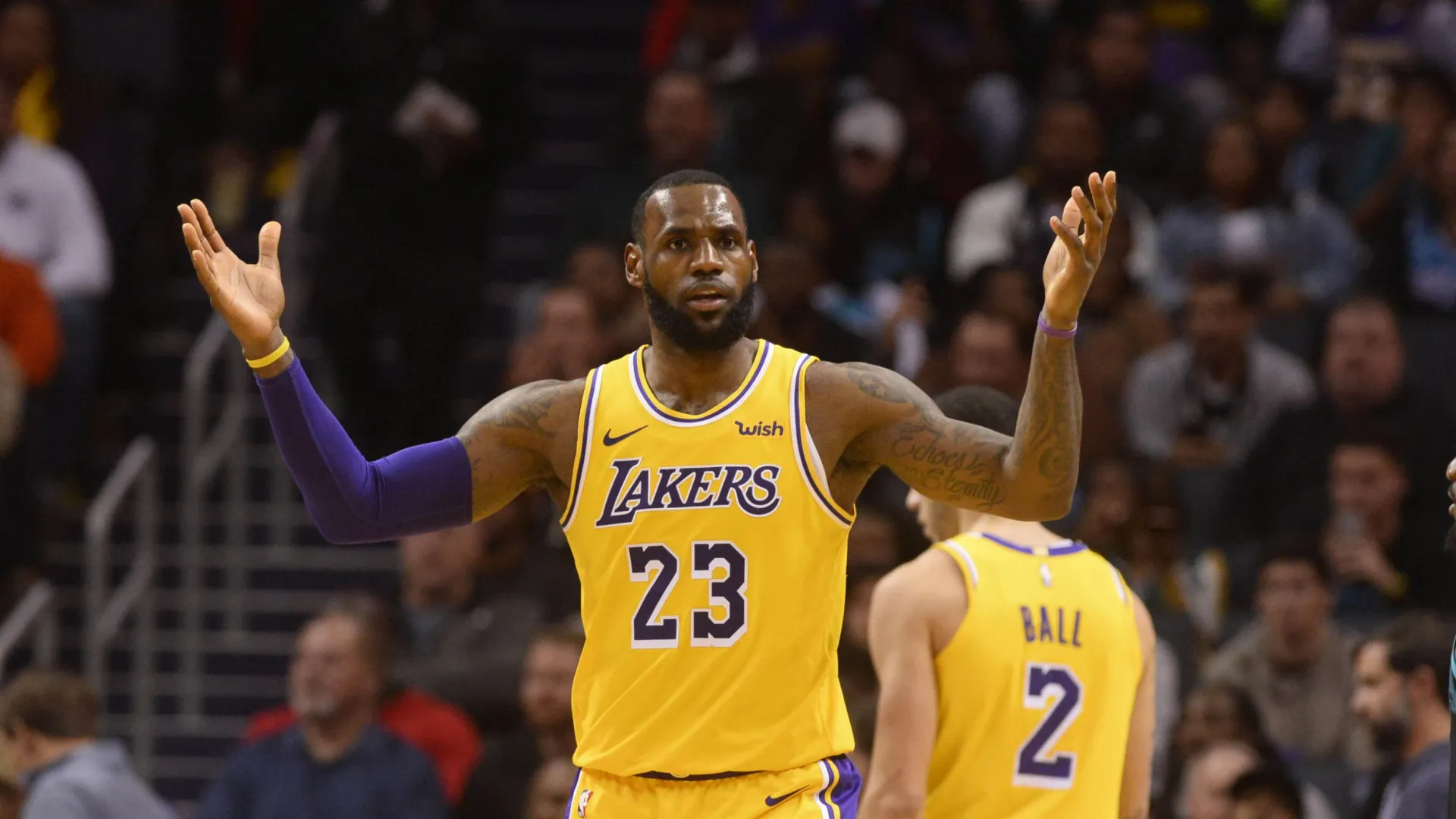 LeBron James promete anunciar “decisão das decisões” nesta terça-feira