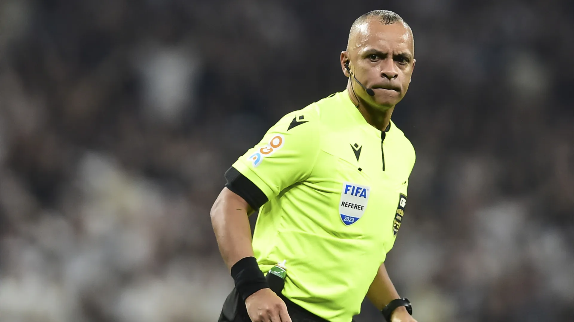 CBF escolhe medalhão para apitar Flamengo x Palmeiras após polêmicas