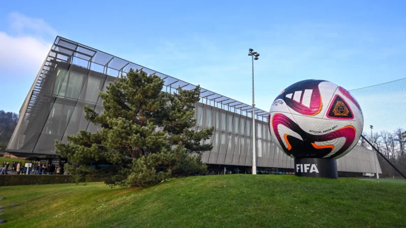 Sorteio raro e ‘preços exorbitantes’ afastam brasileiros da Copa-2026