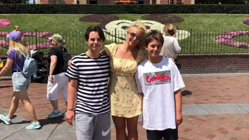 Britney Spears volta a se afastar dos filhos após novas polêmicas