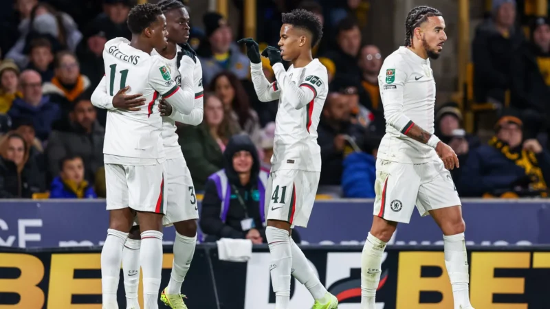 Chelsea elimina Wolves em jogaço de 7 gols e cavadinha de Estêvão