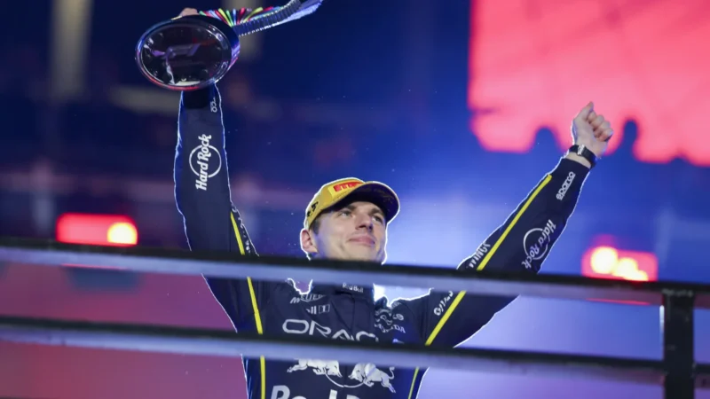 Verstappen domina em Las Vegas e reacende disputa pelo título da F1