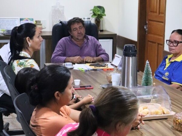 Terra Nova do Norte: Prefeito se reúne com produtores para fortalecer agricultura familiar