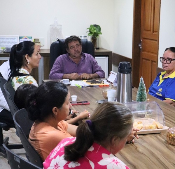 Terra Nova do Norte: Prefeito se reúne com produtores para fortalecer agricultura familiar