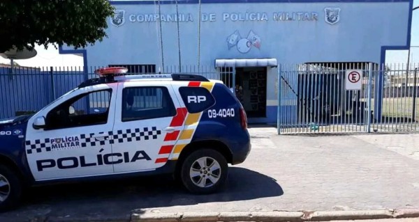 Suspeito é preso por desacato, desobediência, ameaça, resistência e dano em Colíder