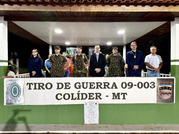 Tiro de Guerra realiza formatura de Encerramento do Ano de Instrução dos atiradores e entrega homenagens a parceiros em Colíder