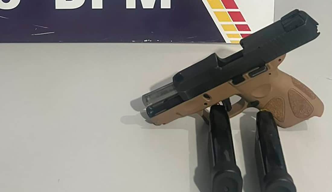 Motoristas são presos em flagrante “apostando corrida” em Nova Mutum; arma apreendida