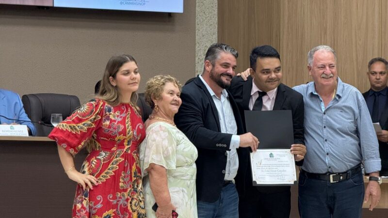 Ex-prefeito de Guarantã do Norte, Erico Stevan, recebe Moção de Aplausos da Câmara de Sinop