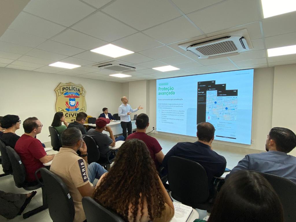 Polícia Civil participa de treinamento sobre sistema de segurança em celulares Androids
