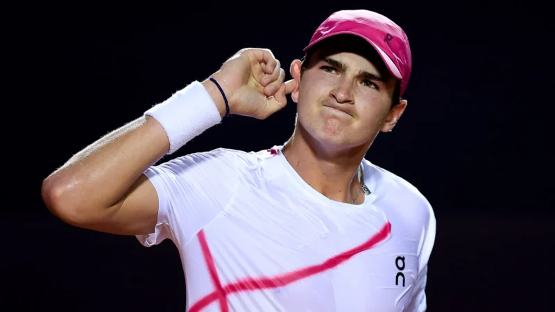 João Fonseca é indicado em prêmio da ATP com os melhores do ano