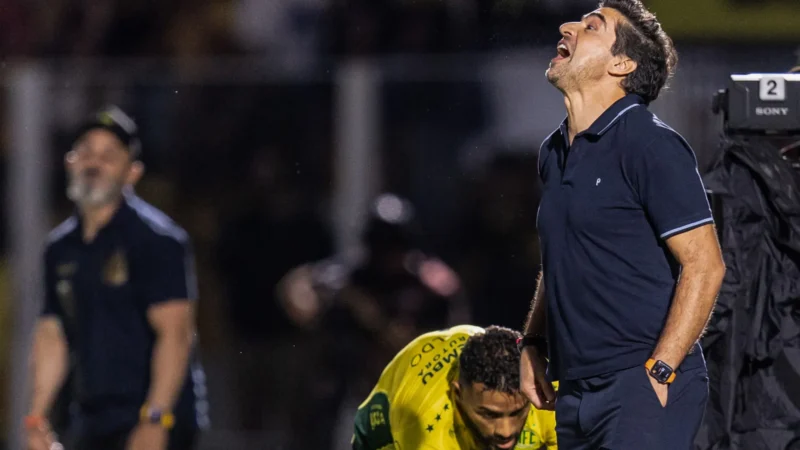 Abel ‘não se incomoda’, mas desempenho do Palmeiras contra o G6 é bem ruim