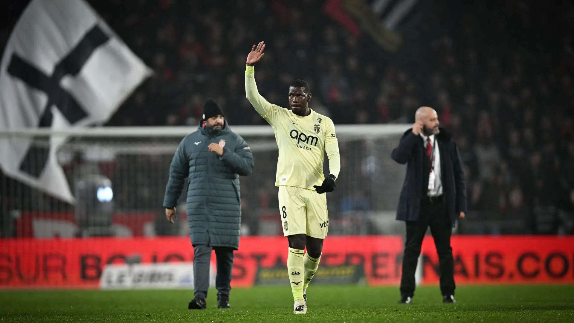 Pogba volta após 26 meses e reestreia com derrota pelo Monaco