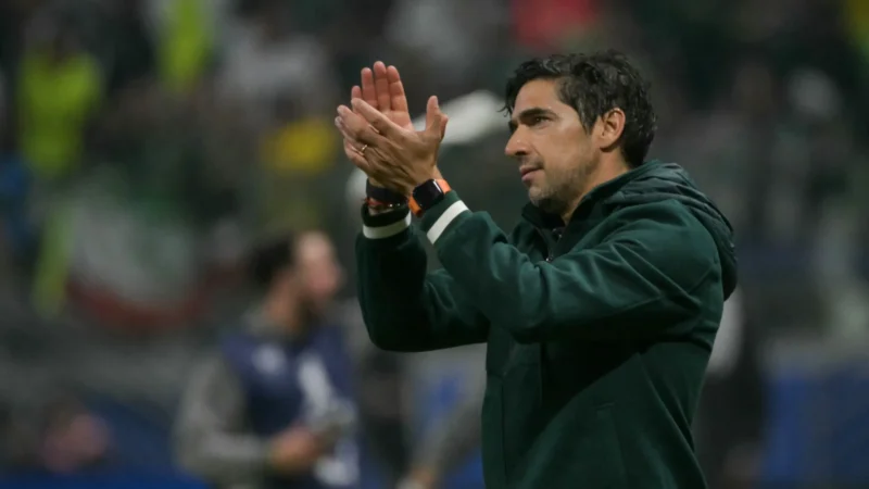 Palmeiras visita o Grêmio com foco na final da Libertadores