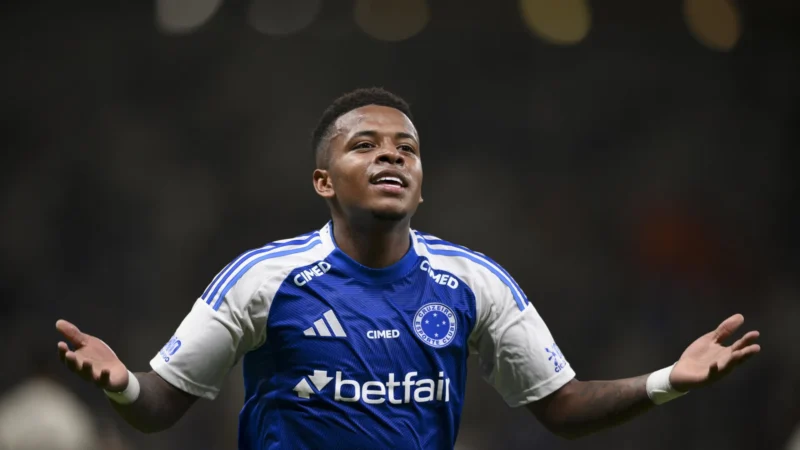 Cruzeiro tem gols anulados, empata com Ceará e dá adeus a título brasileiro