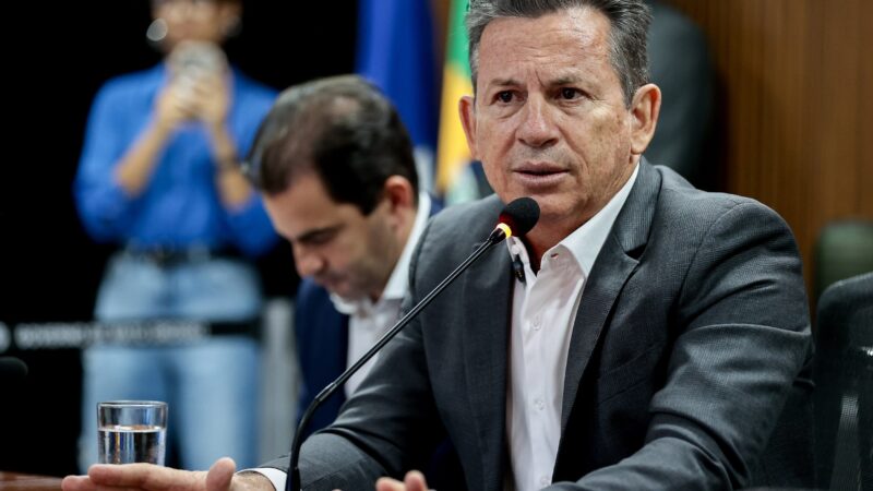 Mauro sai em defesa de Tarcísio e critica Eduardo Bolsonaro: “Enlouqueceu, falando bobagem”