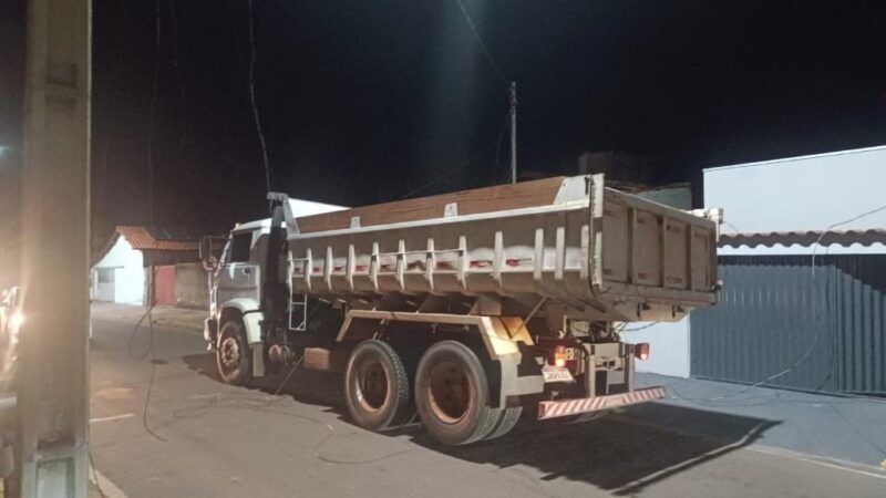 Polícia Militar prende homem e recupera caminhão furtado em Pontal do Araguaia