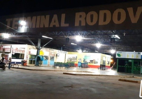 Colíder: suspeito é agredido após denúncia de assédio à adolescente em ônibus