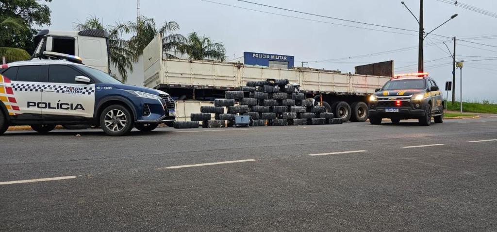 Polícia Militar e PRF apreendem 806 quilos de maconha em Nova Mutum
