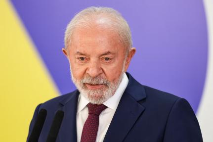 Lula aumenta países visitados em 2025 e quase dobra dias fora do Brasil