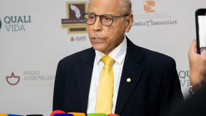 Júlio vê eleição “dura” para Flávio e diz que direita deve se unir