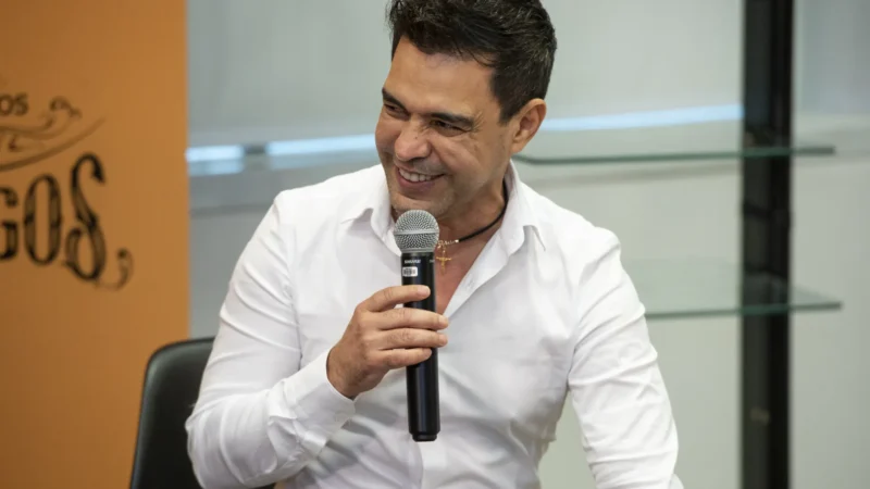 Zezé Di Camargo ganhou mais de um milhão de seguidores após treta com SBT