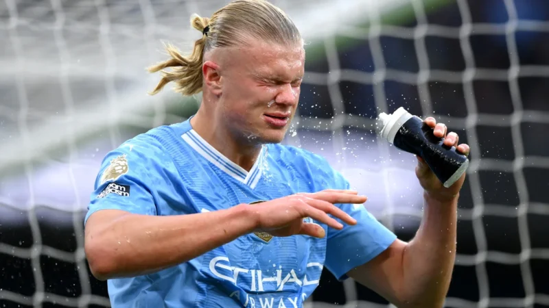 Haaland quebra novo recorde ao chegar a 100 gols na Premier League