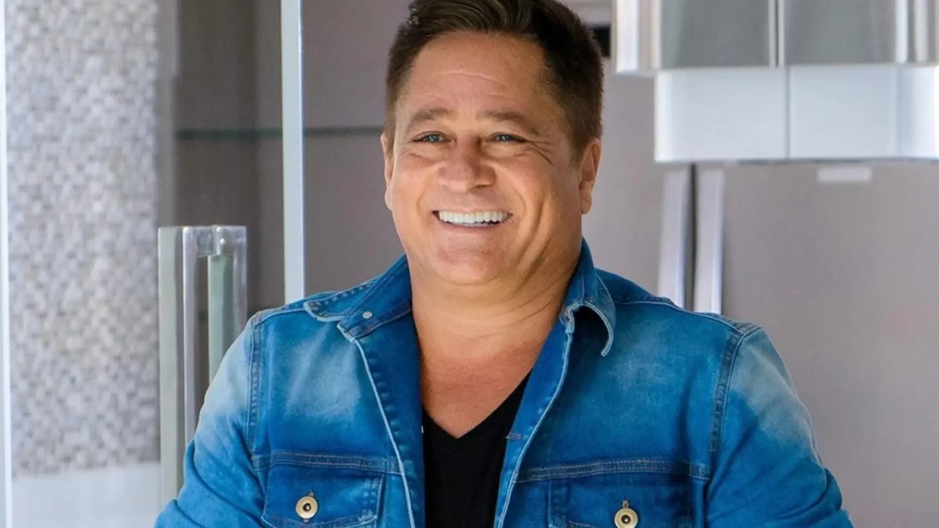 Cantor Leonardo é internado de urgência em São Paulo