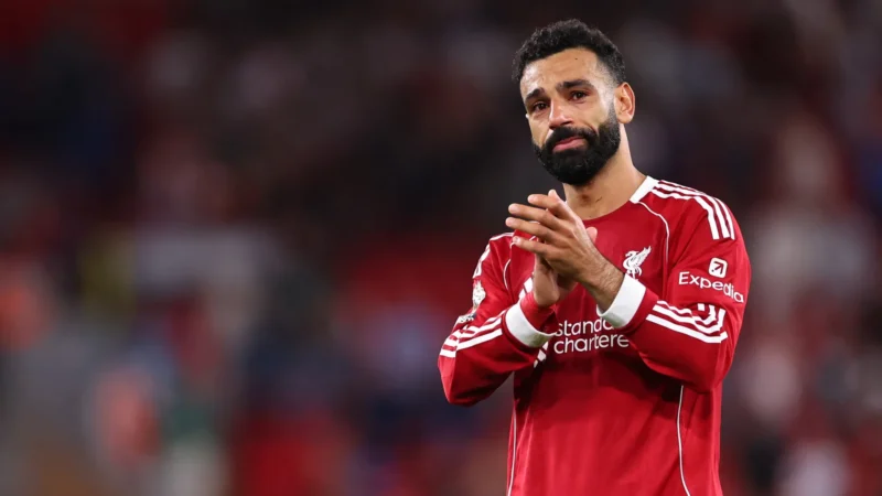 Sauditas preparam investida por Salah em meio a crise no Liverpool, diz TV