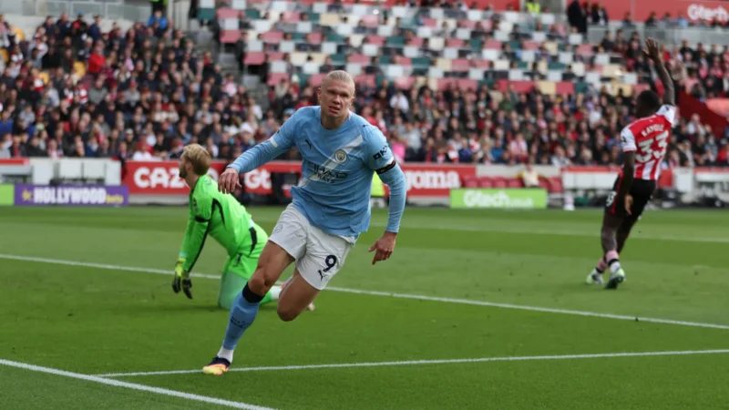Haaland faz 2, City vence Crystal Palace e segue caça ao Arsenal no Inglês
