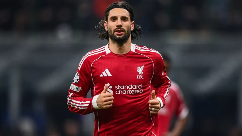 Sem Salah após polêmica, Liverpool faz no fim e bate a Inter pela Champions