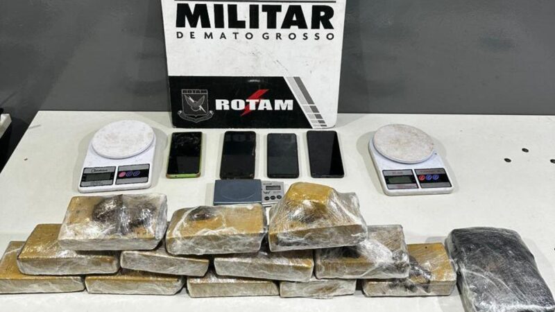 Rotam prende quatro homens e apreende 13 tabletes de maconha em Várzea Grande