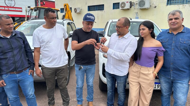 Novas caminhonetes 0 km reforçam a logística da Educação em Peixoto de Azevedo*