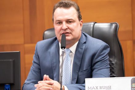 Max anuncia filiação de prefeitos, vices e deputados ao Podemos