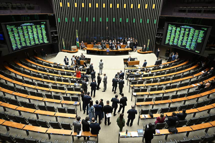 Congresso pode votar vetos a projeto da dosimetria e lei do licenciamento