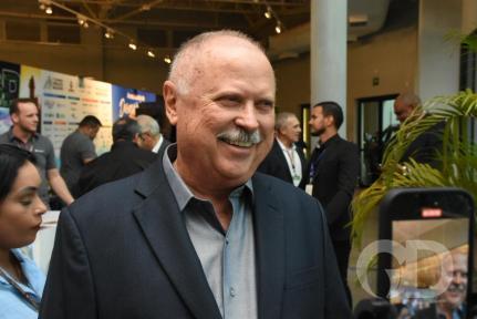 Maggi reage, desafia Jayme e oferece R$ 100 mil para quem achar liminar