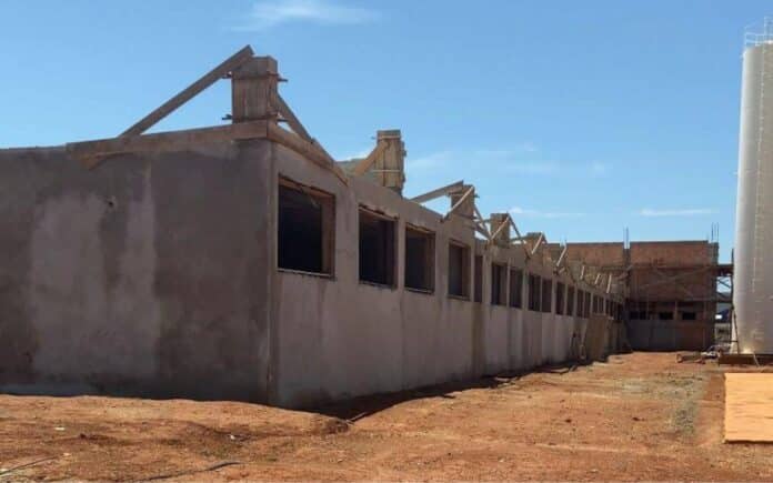 Sorriso: nova licitação vai retomar obras paralisadas de escola municipal; R$ 6,4 milhões