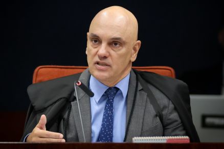 Moraes autoriza visitas de deputados do PL a Bolsonaro