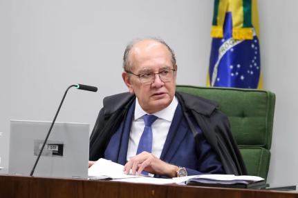 Gilmar Mendes nega habeas corpus com pedido de prisão domiciliar para Bolsonaro