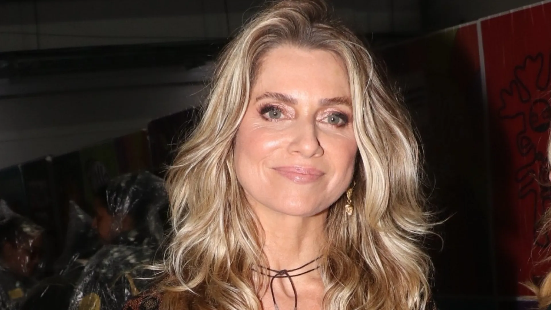 Após 6 anos, Leticia Spiller volta às novelas e vive cantora sertaneja