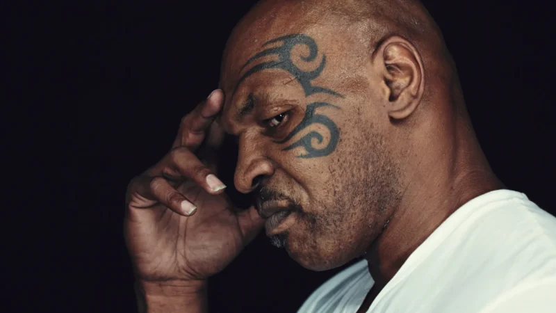 Diddy recorreu a Mike Tyson para entregar pedido de indulto a Trump, diz jornal