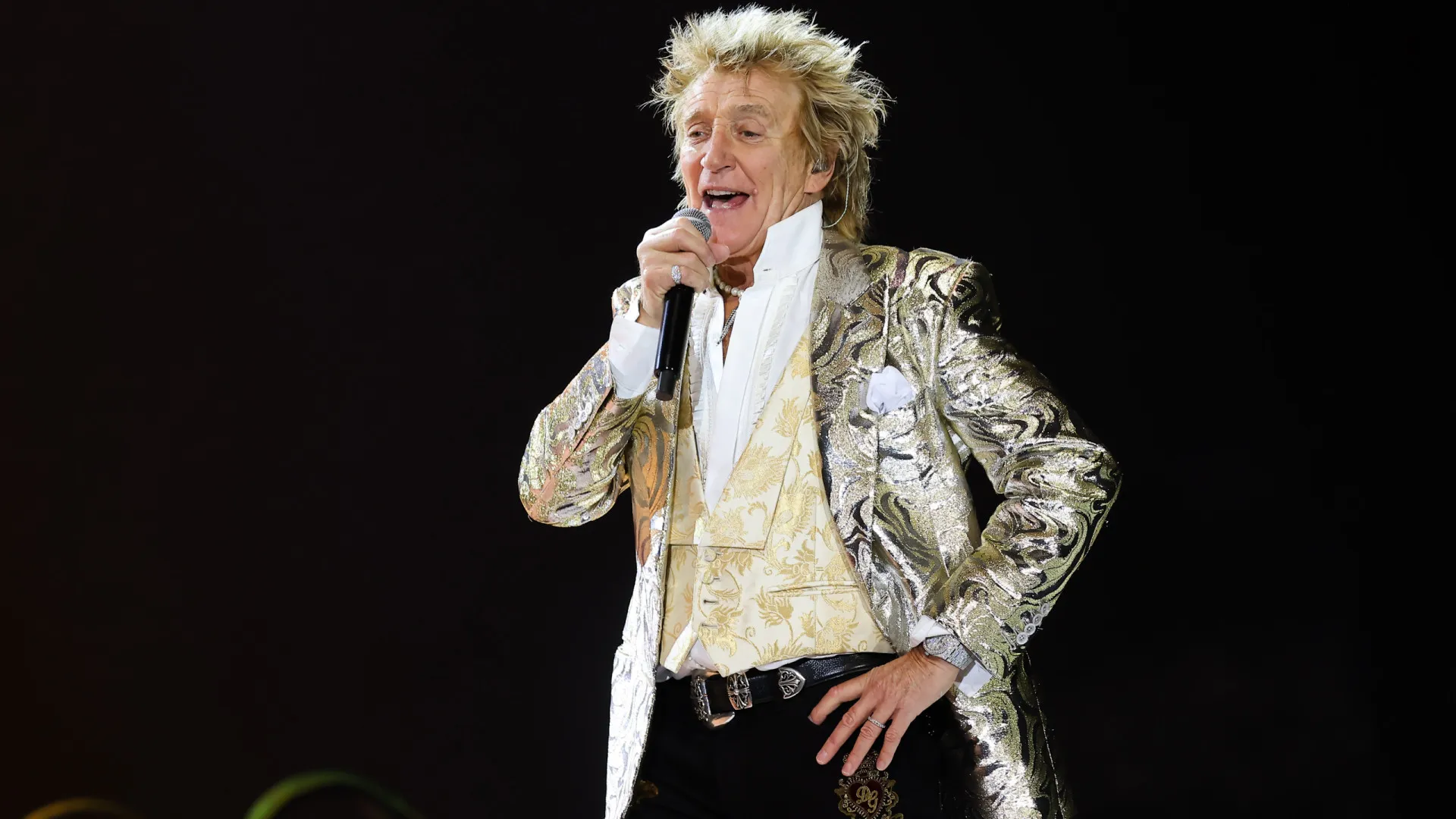 Rod Stewart chama Trump de desertor e diz que falas do americano são inacreditáveis