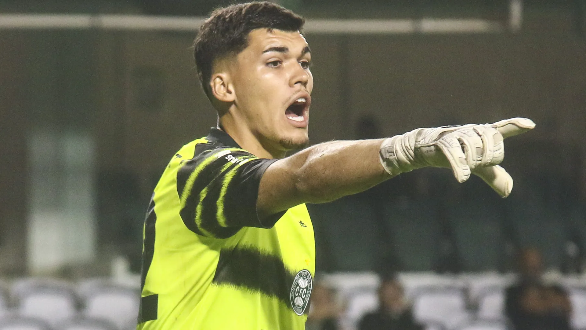 Coritiba recusa R$ 47 milhões por goleiro no radar de Bahia, Fla e Grêmio