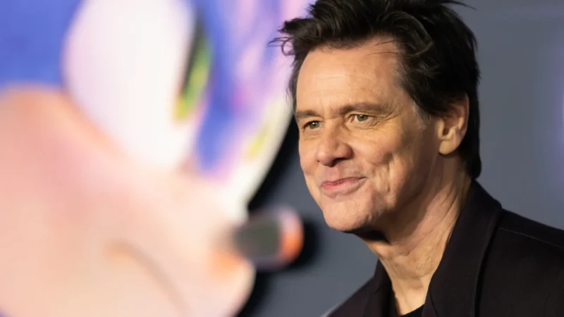 Ator Jim Carrey completa 64 anos