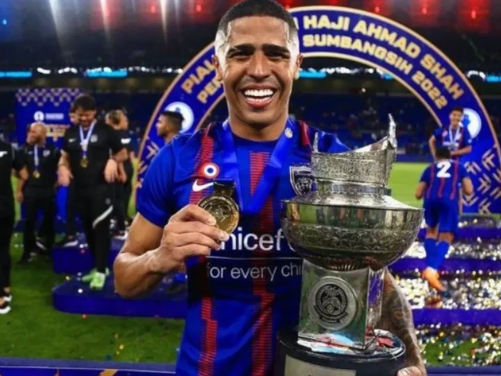 Ex-Grêmio foi comprado a preço de relógio por príncipe e é ‘rei’ na Ásia