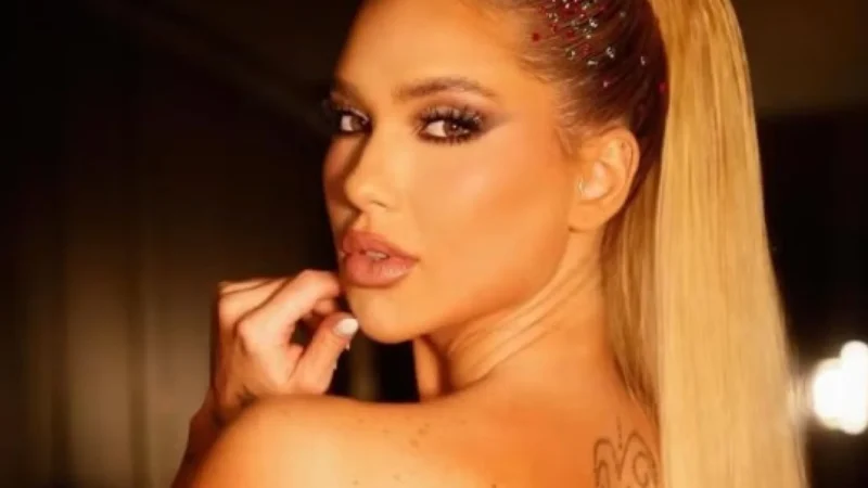 Virginia Fonseca agita a web ao surgir nua em clique e Vini Jr; veja