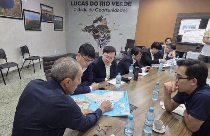 Representantes de grupo chinês maior produtor de suínos no mundo visita Lucas e avaliar investir