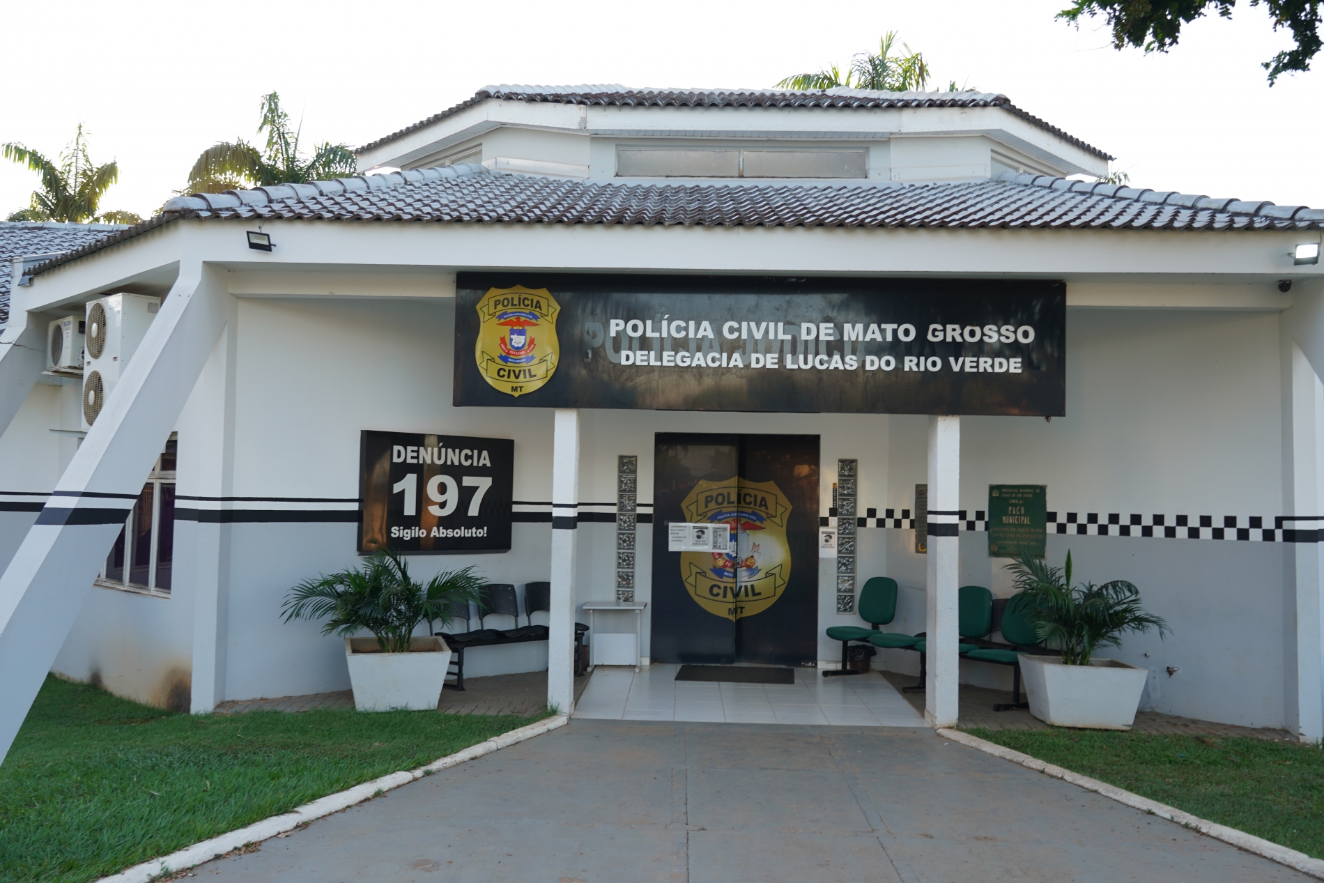 Foragido por agressões à esposa em Goiás acaba preso pela PM de Lucas do Rio Verde