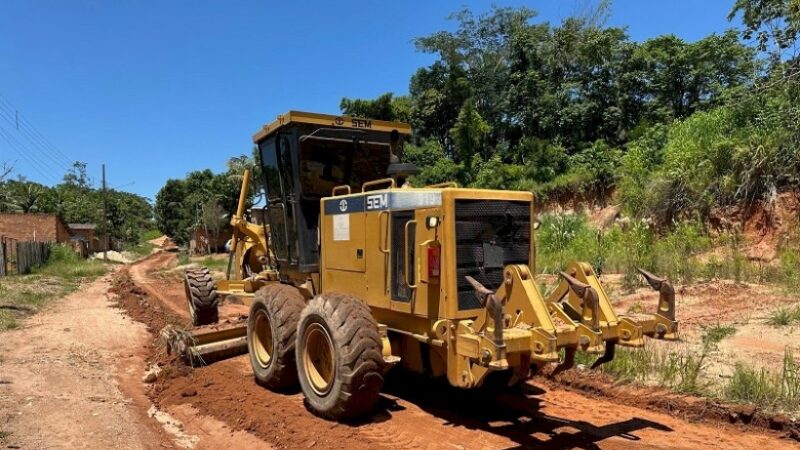 Prefeito Paulistinha acompanha recuperação de ruas não pavimentadas