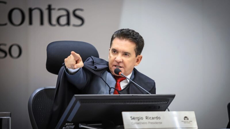 Tribunal de Contas autoriza livre nomeação de controlador-geral e auditor por prefeitos em MT