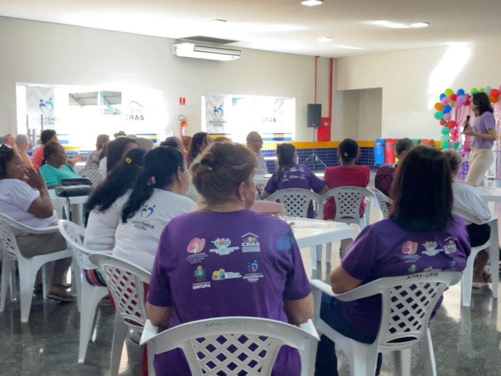 Palestra do Fevereiro Roxo leva orientação a idosos atendidos pelo CRAS em Matupá